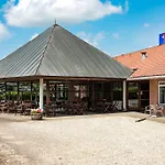 Hotel Varde Варде
