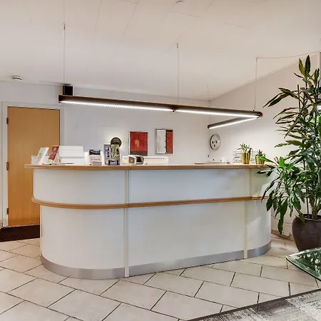 Hotel Varde ווארדה