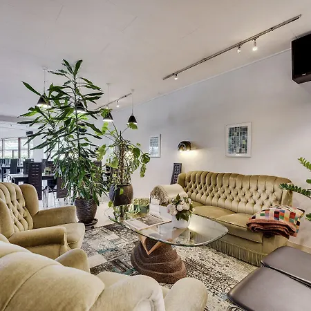 Hotel Varde מלון 3*