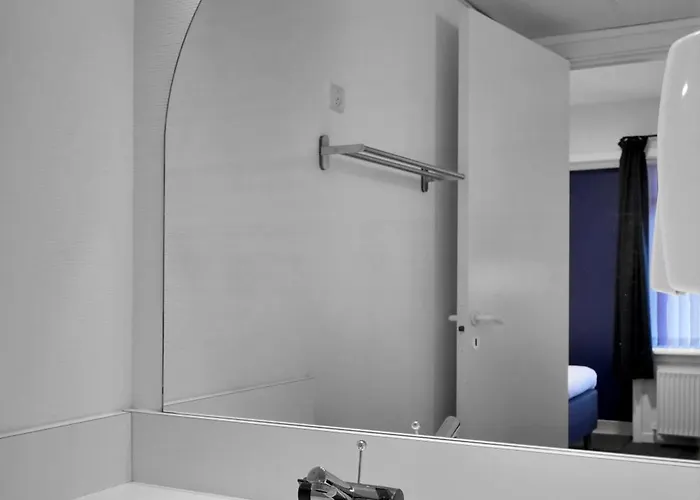 Hotel Varde Варде