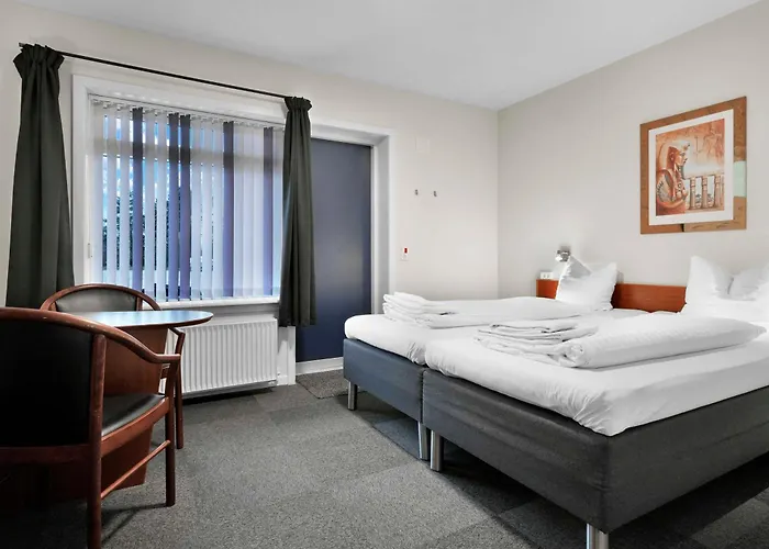 Hotel Varde 3* ווארדה