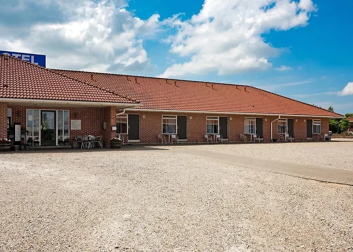 Hotel Varde Варде